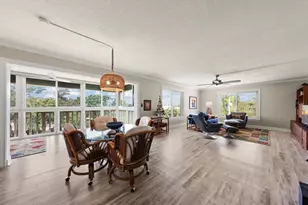 155 Bluff View Dr, Belleair Bluffs, FL 33770 - Photo 8