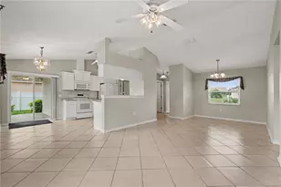 12450 Curry Dr, Spring Hill, FL 34609 - Photo 6