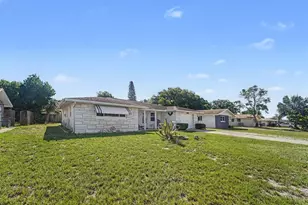 10214 Holly Dr, Port Richey, FL 34668 - Photo 2