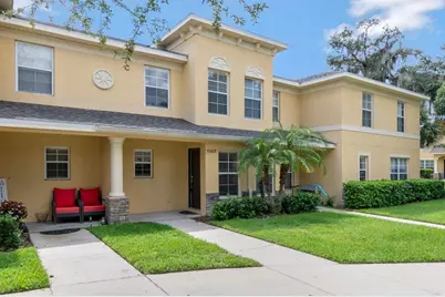 37608 Daliha Terrace, Zephyrhills, FL 33542 - Photo 2