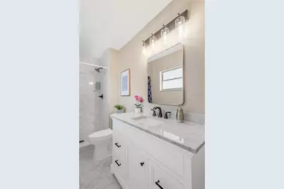 4404 Snapper Street, Tampa, FL 33617 - Photo 12