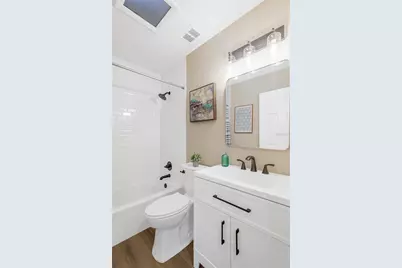4404 Snapper Street, Tampa, FL 33617 - Photo 16