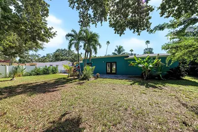 1616 Indian Rocks Road, Belleair, FL 33756 - Photo 4