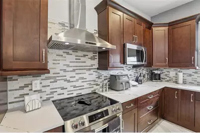 7210 N Amos Avenue, Tampa, FL 33614 - Photo 14