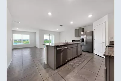 822 Will Scarlett Avenue, Ruskin, FL 33570 - Photo 10