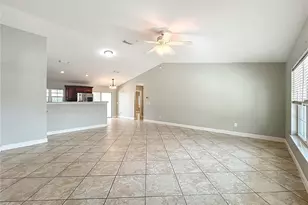 608 Masters Ave, Wildwood, FL 34785 - Photo 14