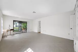 2467 Kingfisher Ln, Clearwater, FL 33762 - Photo 16
