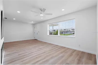 8834 108th Lane, Seminole, FL 33772 - Photo 12