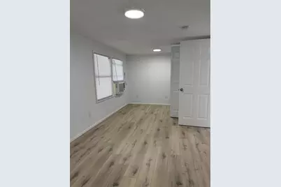 6237 New York Street, Zephyrhills, FL 33542 - Photo 22