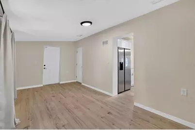 715 W Bayshore Drive, Tarpon Springs, FL 34689 - Photo 14