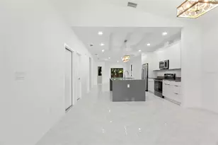 8522 N Ashley St, Tampa, FL 33604 - Photo 8
