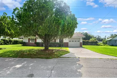 5914 Wilson Drive, Zephyrhills, FL 33542 - Photo 4