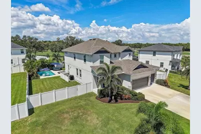 2194 Fairway Avenue S, Saint Petersburg, FL 33712 - Photo 2
