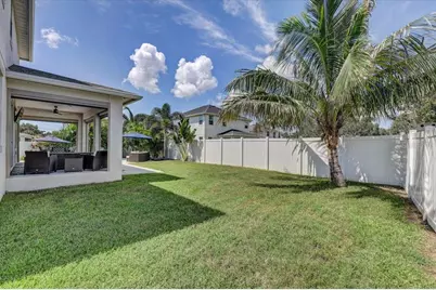 2194 Fairway Avenue S, Saint Petersburg, FL 33712 - Photo 58