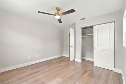 10506 Alambra Avenue, Tampa, FL 33619 - Photo 16