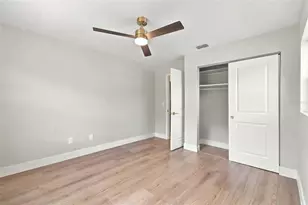 10506 Alambra Ave, Tampa, FL 33619 - Photo 16