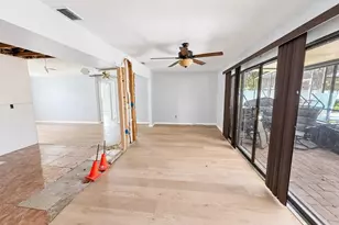 2076 Butternut Cir W, Clearwater, FL 33763 - Photo 20