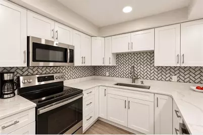 1460 Gulf Boulevard #1106, Clearwater, FL 33767 - Photo 6