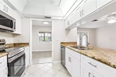 1202 11th Circle SE, Largo, FL 33771 - Photo 14
