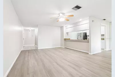1202 11th Circle SE, Largo, FL 33771 - Photo 6