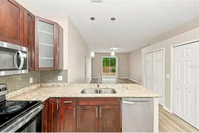 906 Grand Canyon Drive, Valrico, FL 33594 - Photo 8