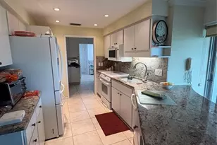 1936 Rolling Green Cir, Sarasota, FL 34240 - Photo 14