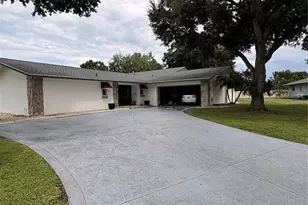 1936 Rolling Green Cir, Sarasota, FL 34240 - Photo 2