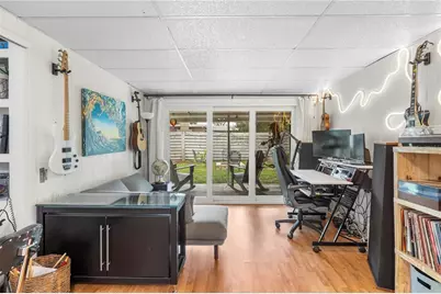 1512 Country Lane W, Clearwater, FL 33759 - Photo 20