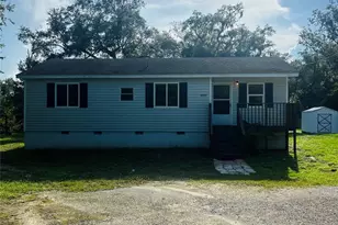 32350 Marchmont Cir, Dade City, FL 33523 - Photo 1