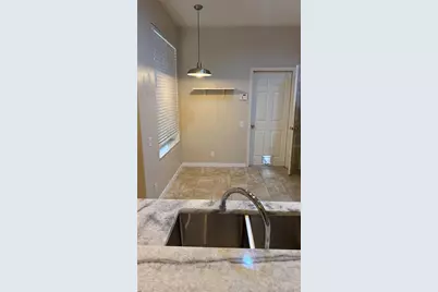4135 Bismarck Palm Drive, Tampa, FL 33610 - Photo 10