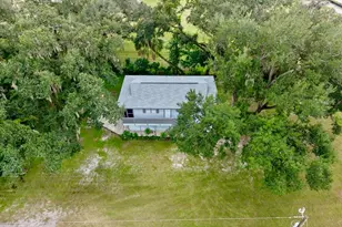 10210 Davis Rd, Tampa, FL 33637 - Photo 30