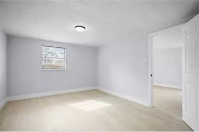 12703 N 15th Street, Tampa, FL 33612 - Photo 8