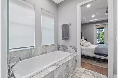 6054 Yeats Manor Drive, Tampa, FL 33616 - Photo 28