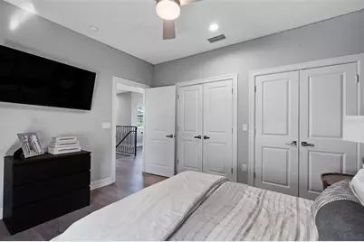 6054 Yeats Manor Drive, Tampa, FL 33616 - Photo 40