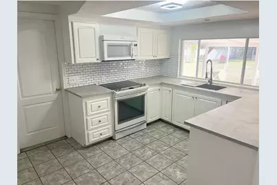 11631 Seminole Drive, New Port Richey, FL 34654 - Photo 4
