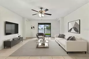 810 Chatham Walk Dr, Ruskin, FL 33570 - Photo 4