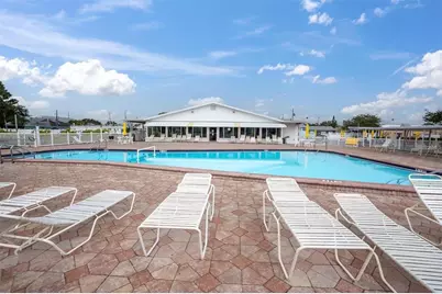 5850 21st Street N #15, Saint Petersburg, FL 33714 - Photo 16