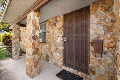 1124 54th Avenue N, Saint Petersburg, FL 33703 - Photo 6
