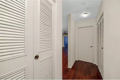 5840 30th Avenue S #201, Gulfport, FL 33707 - Photo 22