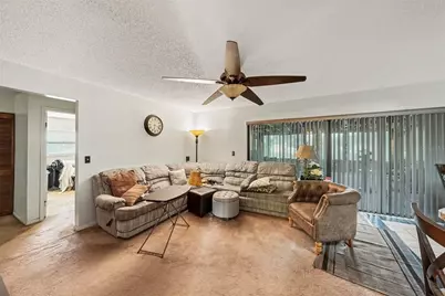 602 Speck Court, Tampa, FL 33613 - Photo 4