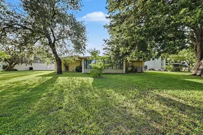 602 Speck Court, Tampa, FL 33613 - Photo 16