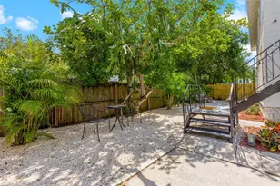 1423 Dr Martin Luther King Jr Street N, Saint Petersburg, FL 33704 - Photo 56