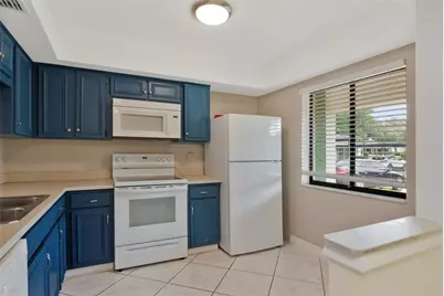 2569 Laurelwood Drive #11B, Clearwater, FL 33763 - Photo 8