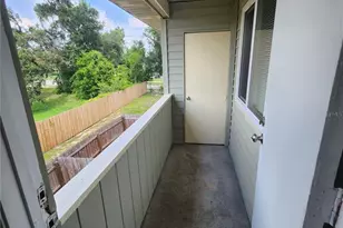 239 Red Maple Pl, Brandon, FL 33510 - Photo 8
