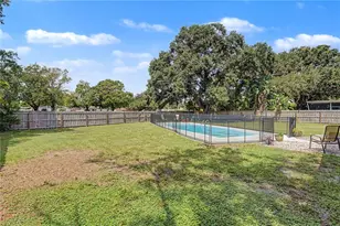 10246 N Valle Dr, Tampa, FL 33612 - Photo 38