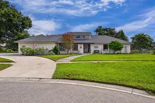 906 Retriever Ave, Seffner, FL 33584 - Photo 2