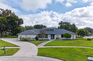906 Retriever Ave, Seffner, FL 33584 - Photo 1