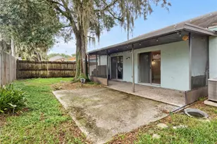9823 Sir Frederick St, Tampa, FL 33637 - Photo 32