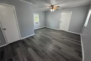 621 E Myrtle St, Lakeland, FL 33801 - Photo 2