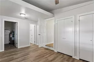 8975 69th St N, Pinellas Park, FL 33782 - Photo 10